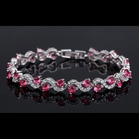 Bracelet - Picture 1 of 1